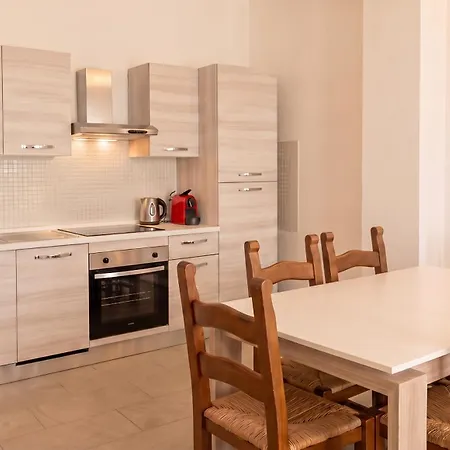 Light & Space 3br Apartment *